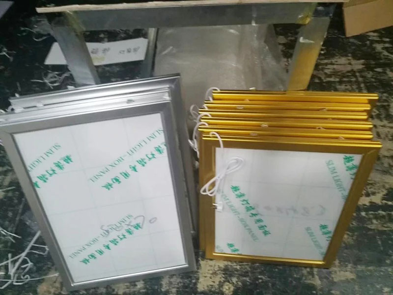 超薄灯箱